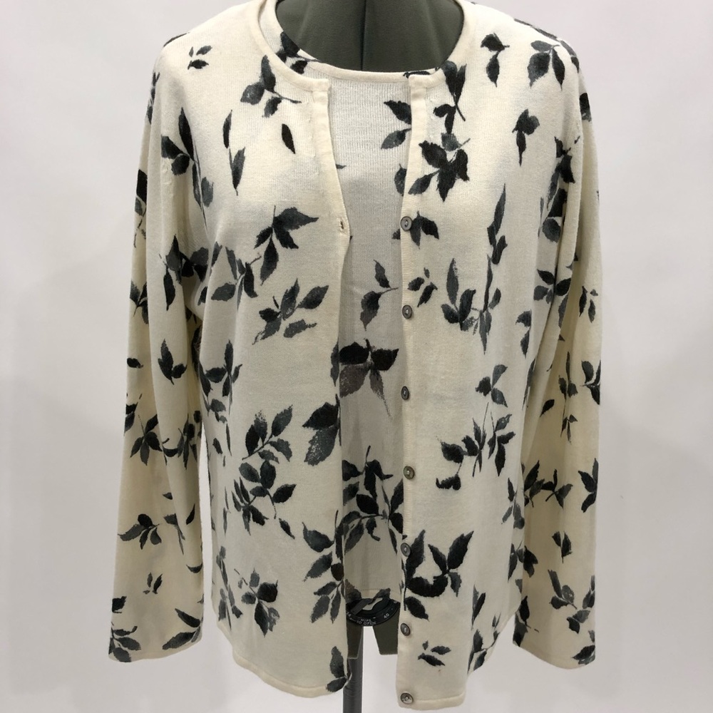 Van Heusen woman’s top￼
